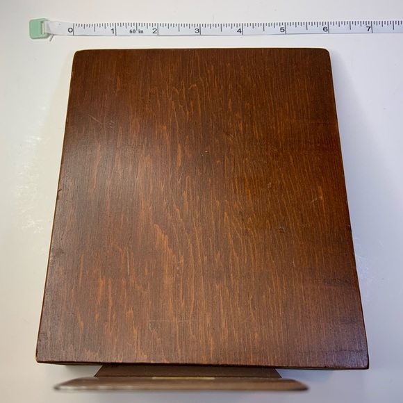 Set Of 2 The Colonial Peddler Firefighter & Horse Drawn Engines Wooden Bookends - Picture 11 of 13